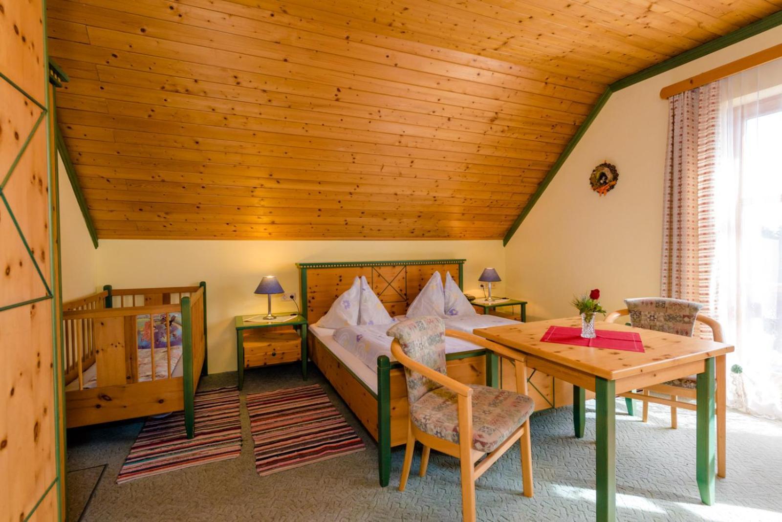 Almidylle Sabathy Hotel Obdach Quarto foto